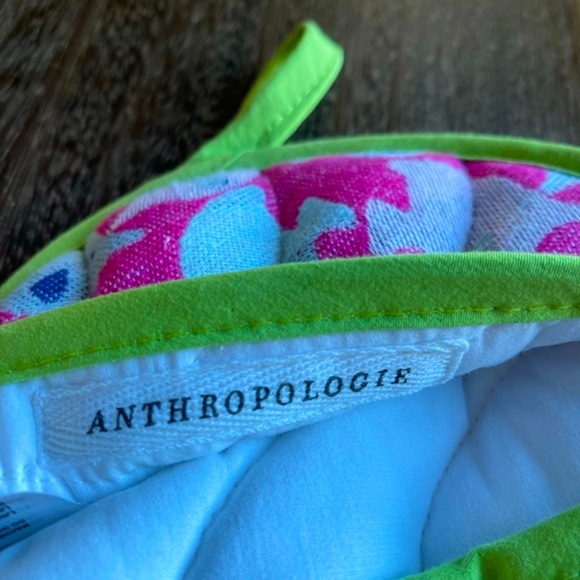 Anthropologie- Sonrisa Potholder - Picture 6 of 6